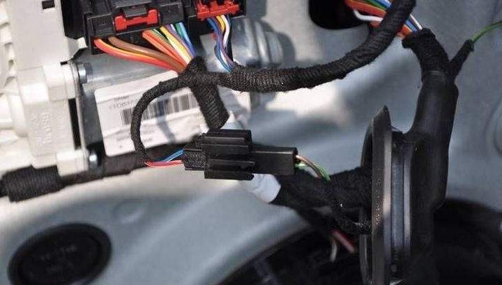 純干貨！汽車電線束中膠帶的應用與分析！
